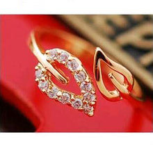 0.25/pcs 2016 New Hot Euramerica style steam drill out lover rings for women well, party wedding ring jewelry  R2