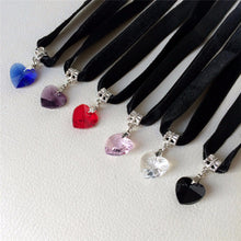1 PCS Unisex Women Men Lover Gothic Velvet Heart Crystal Choker Handmade Necklace Pendant Torques Retro 80 90s New Jewelry