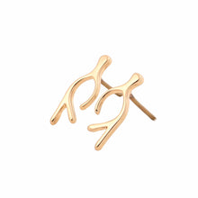 10pcs Fashion Antler Stud Earrings for Women Cute Lovely Symmetric Deer Earrings Lady Girls Accessories Jewelry E116