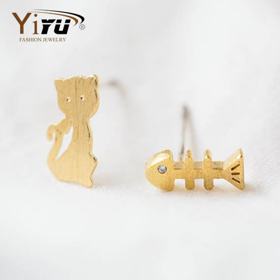 1PC Gold&Silver&Rose Gold Plated Cat and Fish Bone Stud Post Earring For Women Simple Cute Animal Ear Stud E053