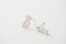 1PC Gold&Silver&Rose Gold Plated Cat and Fish Bone Stud Post Earring For Women Simple Cute Animal Ear Stud E053