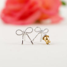 1pc 2016 Gold&Silver&Rose Gold Plated Little Twist Bow Knot Stud Earrings For Women Cute Simple Ear Stud Fashion Jewelry E049